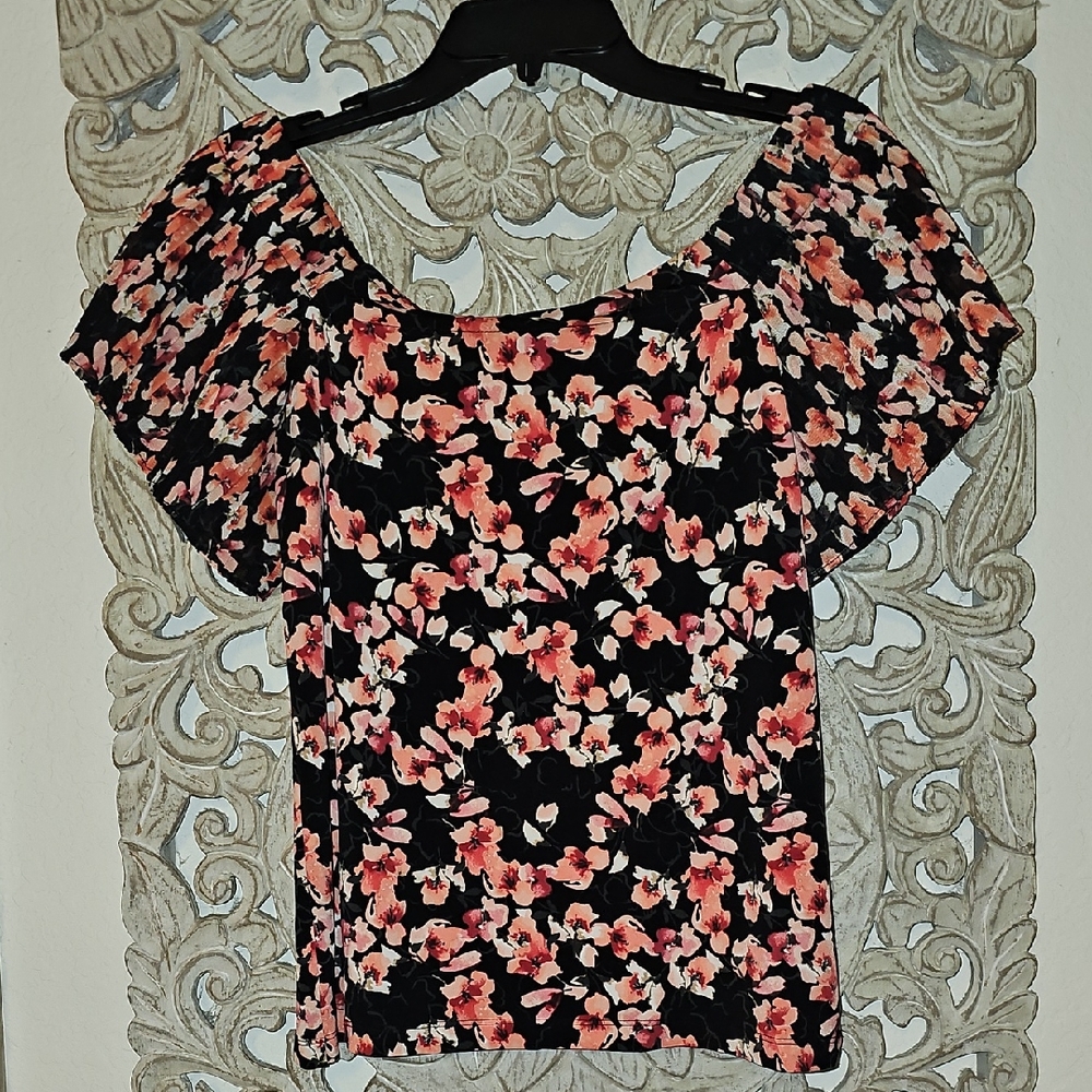WHBM On/Off Shoulder Floral Top